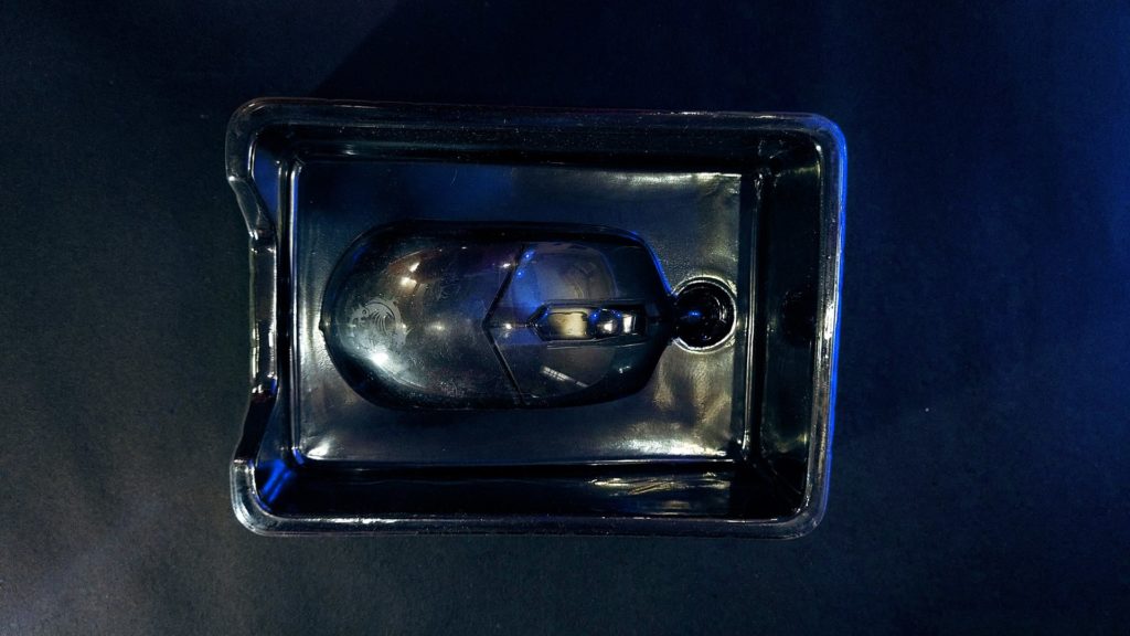 Clutch gm11 Packaging