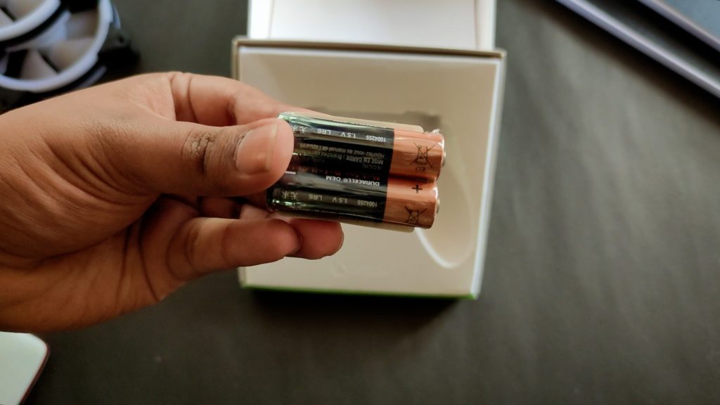 Xbox wireless controller AA batteries