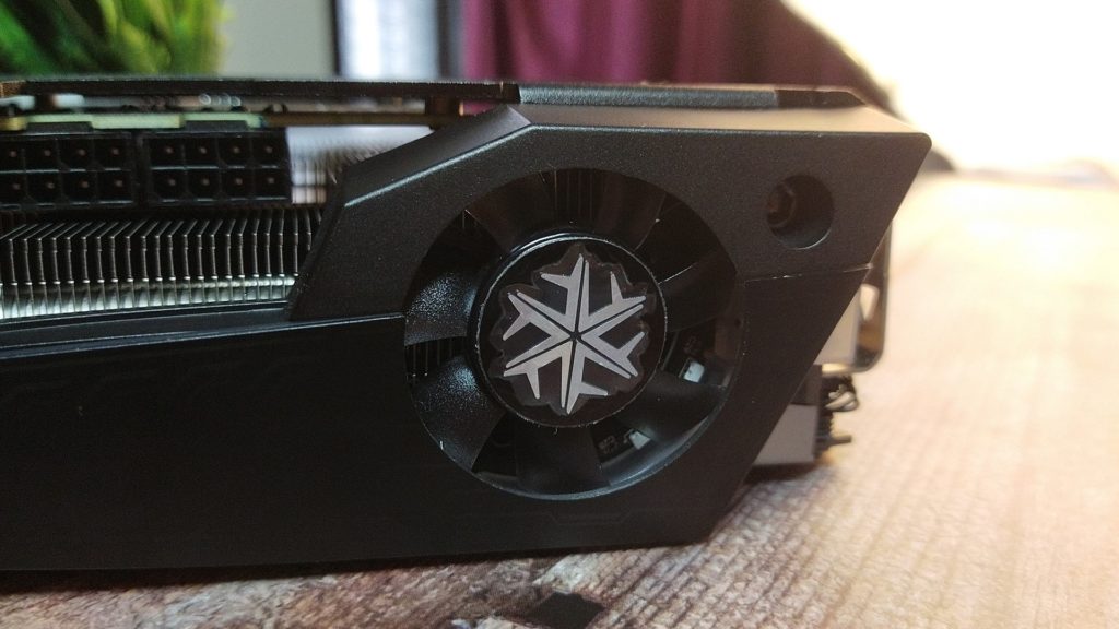 Inno3D iChill X4 RTX 3070 4th fan